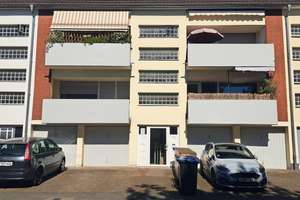Gut geschnittene, 2-Zimmer-Whg. mit Balkon/ Südlage im 2. OG eines ruhigen  7- FH m. PKW  Garage