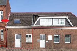 Möblierte 2-Zimmer-Wohnung mit Dachterrasse im Herzen von Husum – Die vollständige Adresse der Immobilie erhältst du vom Anbieter., 25813 Husum – Vorschaubild 1