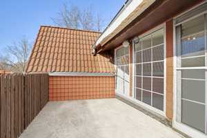 DG-Wohnung mit Terrasse I frei ab 01.09.2025 I 2 Schlafzimmer