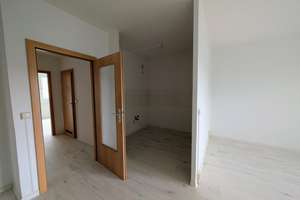Komfortable 3-Raum-Wohnung mit Badewanne – Paul-Bertz-Straße 55, 9120 Helbersdorf, Chemnitz – Vorschaubild 10