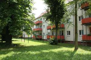 Ruhige 2-Raum-Wohnung mit Balkon in der idyllischen Erla-Siedlung