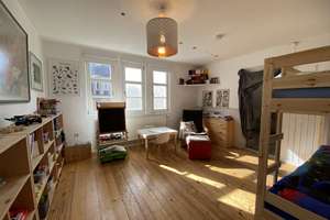 Property thumbnail 8