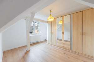 Wunderschöne 3 Zi Dachgeschoss Wohnung mit Balkon und Küche – Konradstr. -, 90429 Muggenhof, Nürnberg – Vorschaubild 13