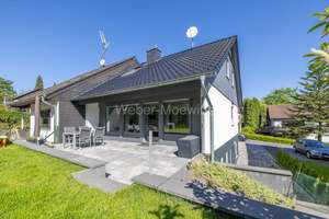 Modernisiertes Einfamilienhaus (einseitig angebaut) mit ELW, 2 Terrassen + Garten in Zentrumslage – Die vollständige Adresse der Immobilie erhältst du vom Anbieter., 53804 Much – Vorschaubild 31