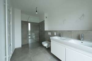 Rheinlage & Luxus pur: Penthouse mit Lift, zwei Bädern und großer Dachterrasse – Wormser Straße 153, 55130 Weisenau, Mainz – Vorschaubild 11