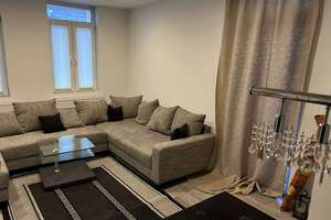 Gut geschnittene 2-Zimmer-OG-Wohnung mit Balkon!