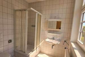 Würzburg * Gemütliches Apartment mit Badezimmer - Ideal für Studierende – Mariannhillstr. 1B, 97074 Frauenland, Würzburg – Vorschaubild 2