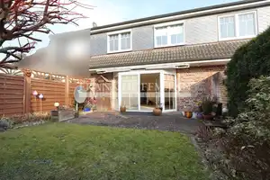 Ein norddeutsches Original! Modernes Reihenmittelhaus in perfektem Zustand in Bimöhlen – Segeberg (Kreis) – Vorschaubild 2