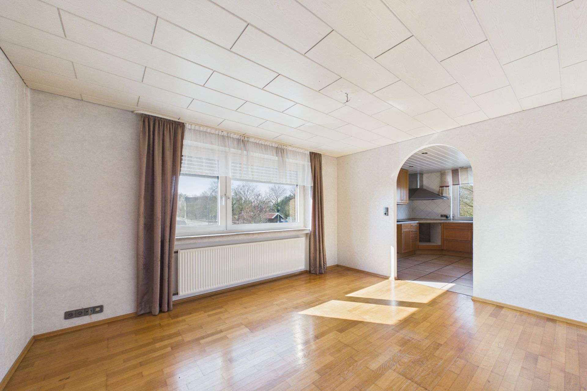 Immobilie in Oelde - Sanierungsobjekt mit zwei Wohneinheiten und zusätzlicher Fläche – großes Entwicklungspotenzial - Bild 8