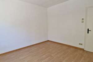 Helle 3 -Zimmerwohnung mit Balkon und Stellplatz in der Solinger City zu vermieten! – Mummstr. 21, 42651 Solingen-Mitte, Solingen – Vorschaubild 9