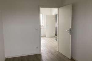 Individueller Schnitt, kleines Wannenbad, Wintergarten! – Nordmannzeile 5, 12157 Schöneberg, Berlin – Vorschaubild 9