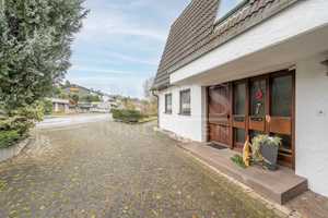 Provisionsfrei: Großzügiges und sehr gepflegtes Einfamilienhaus mit ELW in Bestlage von Plüderhausen – Rems-Murr-Kreis – Vorschaubild 32