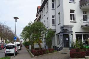 Sonnige DG-Wohnung (2 Zimmer) mit Einbauküche in Erfurt-Daberstedt – Nonnenrain 57, 99099 Daberstedt, Erfurt – Vorschaubild 3