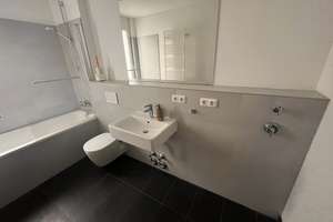 Schöne, lichtdurchflutete möbilierte zwei Zimmer Wohnung in München, Ludwigsvorstadt – Paul-Heyse-Straße 31c, 80337 Ludwigsvorstadt-Kliniken, München – Vorschaubild 3