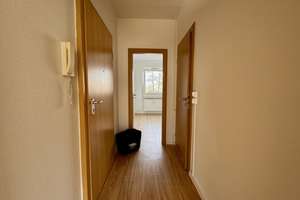 Charmante 2 Raum Wohnung mit Einbauküche! – Dr.-Salvador-Allende-Straße 96, 9119 Kappel, Chemnitz – Vorschaubild 2