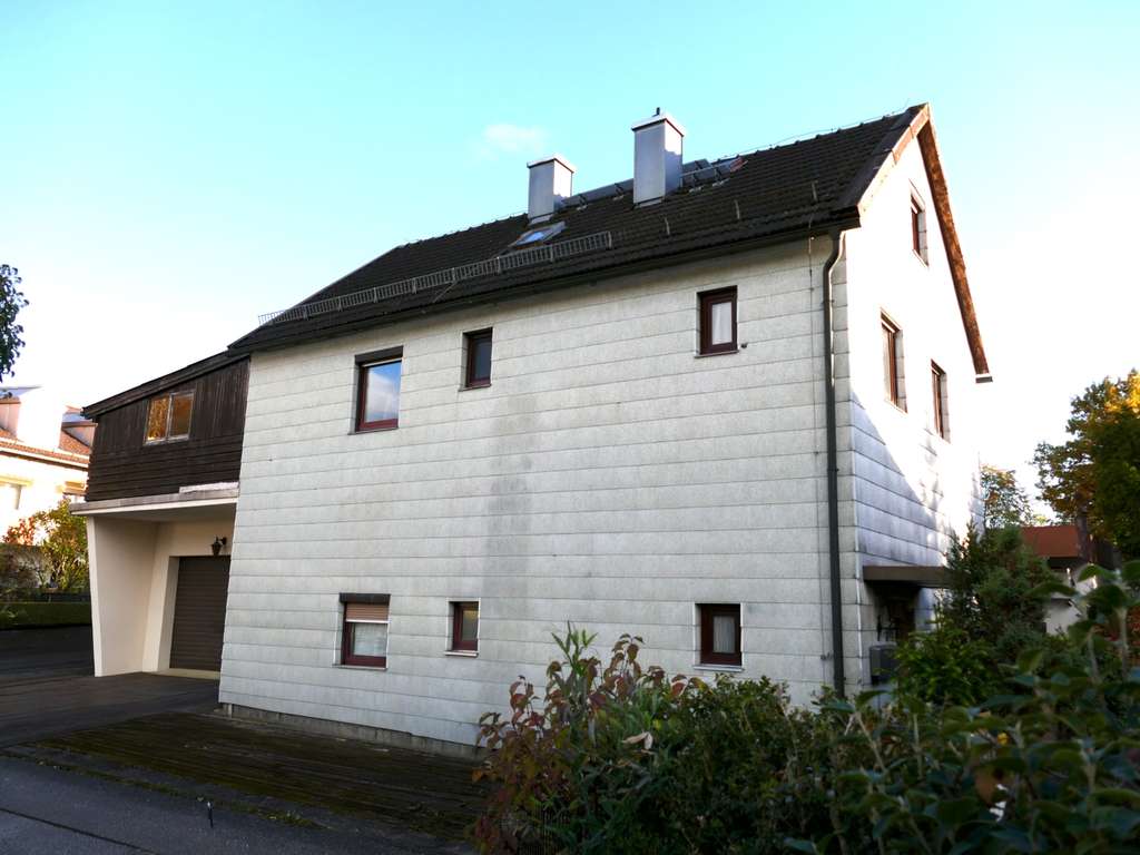 Immobilie in Waldkraiburg - ZFH, derzeit vermietet, zur Eigennutzung oder Kapitalanlage - Bild 1