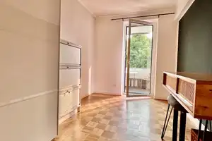 Helle 2-Zimmer-Wohnung mit Balkon & Gartenausrichtung in Düsseldorf – ab 1.8. frei – Neckarstraße 19, 40219 Düsseldorf – Vorschaubild 2