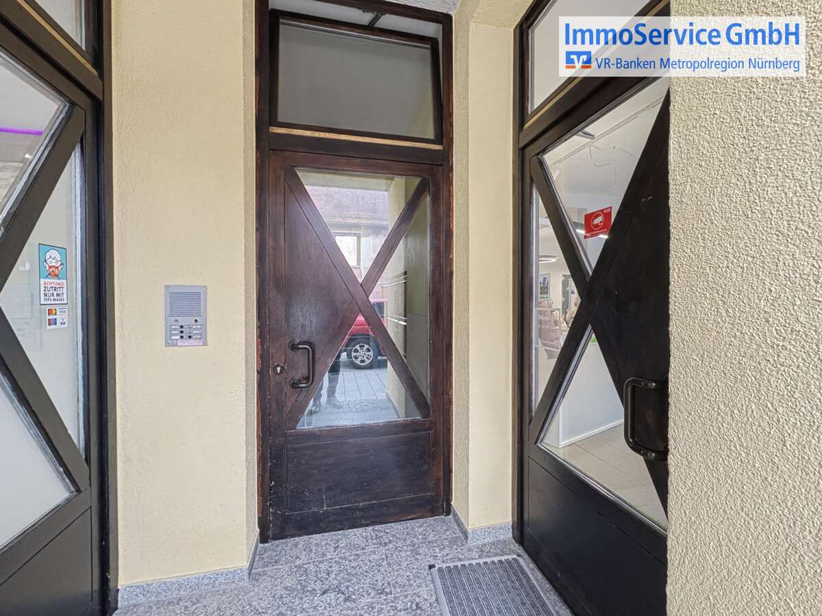 Gepflegte 2-Zimmer Dachgeschoss Wohnung im Herzen von Feucht!, Nürnberger Land Kreis – Bild 2