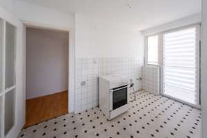 Lichtdurchflutete 2,5-Zimmer-Wohnung mit 2 Balkonen am Hölderlinplatz – Kornbergstr 50, 70176 Hölderlinplatz, Stuttgart – Vorschaubild 34