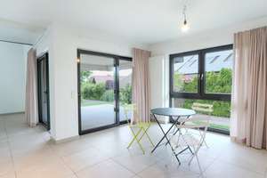 Großzügiges Design-Einfamilienhaus mit Kamin und Weitblick – Die vollständige Adresse der Immobilie erhältst du vom Anbieter., 72768 Altenburg, Reutlingen – Vorschaubild 5