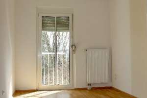 Kompaktes Reihenmittelhaus mit sonnigem Südgarten, Einbauküche und guter Anbindung – Carl-Orff-Straße 26, 85356 Freising – Vorschaubild 6