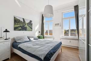 Attraktive 3-Zimmer-Wohnung mit sonniger Loggia in Ottensen – Die vollständige Adresse der Immobilie erhältst du vom Anbieter., 22765 Ottensen, Hamburg – Vorschaubild 2
