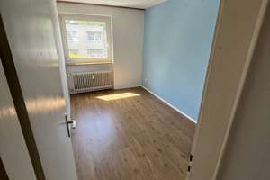 Viel Platz für den Alltag: 4-Zimmer-Wohnung in Duisburg-Hochemmerich – Am Strücksken 18, 47228 Hochemmerich, Duisburg – Vorschaubild 12