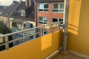 Großzügige 4-Zimmer-Wohnung mit zwei Balkonen – ideal für Familien oder WGs – Iltisstraße 26, 24143 Gaarden-Ost, Kiel – Vorschaubild 14