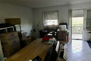 2-Zimmer-Wohnung mit Balkon, Einbauküche und Stellplatz (5 min zum Flughafen) – Bahnstraße 28a, 65451 Kelsterbach – Vorschaubild 8