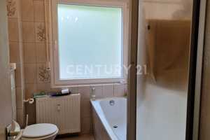 8-Parteien-Haus in grüner Umgebung inklusive 7 Garagen – Bochum – Vorschaubild 4