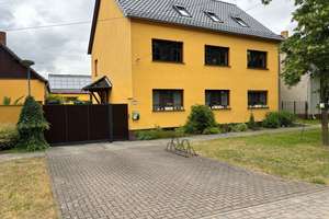 Bezugsfertiger Vierseitenhof - 5.340 m² - ca 245 m² Wohnfläche, 680 m² Nutzfläche