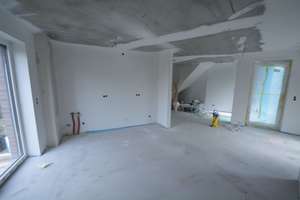 Exklusive Maisonettewohnung im Dachgeschoss mit Spitzboden  und Loggia – Schloßgarten 71, 22043 Marienthal, Hamburg – Vorschaubild 1