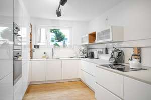 Wahre Rarität in Stuttgart - wunderschönes Einfamilienhaus mit viel Platz und parkähnlichem Garten – Die vollständige Adresse der Immobilie erhältst du vom Anbieter., 70437 Zuffenhausen-Im Raiser, Stuttgart – Vorschaubild 17