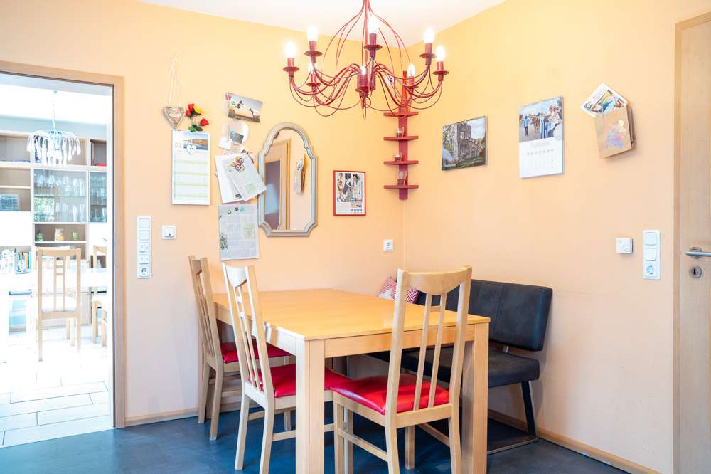 Immobilie in Weisel - ***Raumvielfalt und Gartenidylle*** - Bild 14