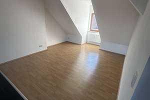 +++ 2- Zimmerwohnung in historischem Altbau +++ – Lutherstraße 21, 6667 Weißenfels – Vorschaubild 3