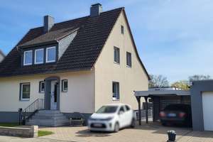 Gepflegtes Zweifamilienhaus in Toplage von Peine - viel Platz, Garten & Entwicklungspotenzial – Kattenhagen 8, 31224 Peine – Vorschaubild 1