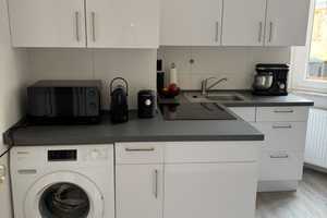 Schöne 2 Zimmer Wohnung im Wiesbadener Westend – Wiesbaden – Vorschaubild 1