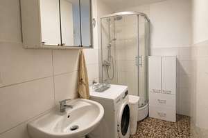 5 Zimmer, Loggia und starke Vermietbarkeit – attraktive Eigentumswohnung in Bremen Blumenthal – Die vollständige Adresse der Immobilie erhältst du vom Anbieter., 28777 Blumenthal (Ortsteil), Bremen – Vorschaubild 4