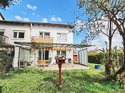 Charmantes Architekten-Reiheneckhaus mit großem Garten
keine Käuferprovision