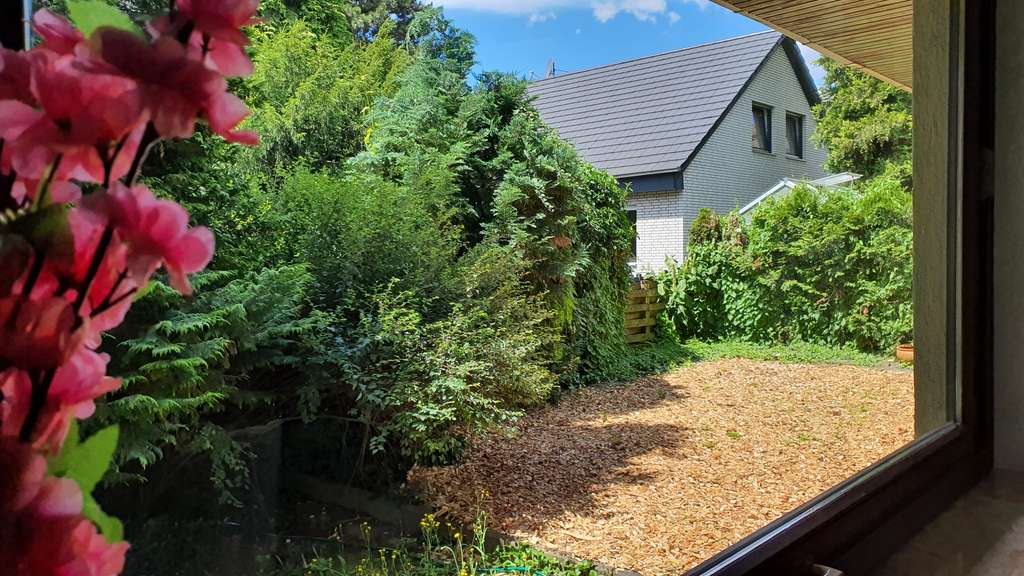 Immobilie in Roßdorf - PROVISIONSFREI  1-2 Familienhaus -7 Zi -stufenfreier Zugang - Feldrand / Eckgrundstück -Doppelgarage - Bild 3