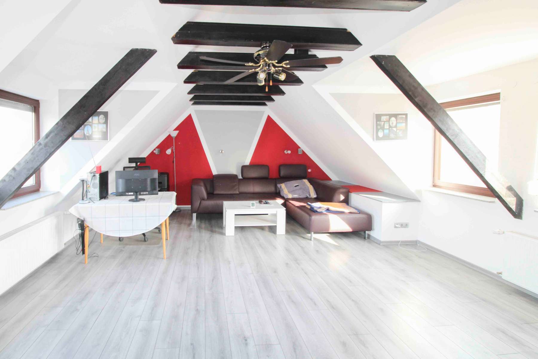 Immobilie in Calberlah - Umfangreich modernisiertes Reihenmittelhaus in Calberlah-Jelpke mit Wintergarten & Sauna - Bild 3