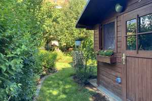 Im Sommer im eigenen Garten – Weimar – Vorschaubild 4