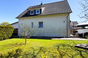 Energetisch modernisiertes Einfamilienhaus mit Carport und schönem Garten! – Die vollständige Adresse der Immobilie erhältst du vom Anbieter., 96482 Ahorn – Vorschaubild 22