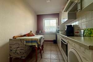 Vermietete 2-Zimmer-Wohnung mit EBK, Balkon, Aufzug und Bodenkammer // Kiel-Dietrichsdorf – Braunsberger Weg 10, 24149 Neumühlen-Dietrichsdorf, Kiel – Vorschaubild 8