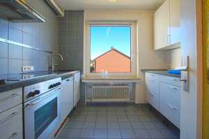 Wersten: sanierungsbedürftiges Zweifamilienhaus mit Terrasse, Garten und Balkon in ruhiger Lage! – Düsseldorf – Vorschaubild 24