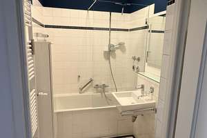 2,5 Zimmer-Altbau-Wohnung möbliert in der Maxvorstadt für 12-18 Monate zu vermieten!!!! – Amalienstraße 15, 80799 Universität, München – Vorschaubild 6