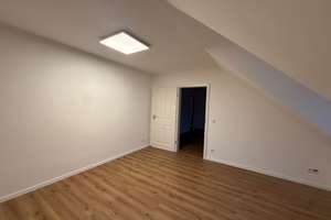 Erstbezug nach Sanierung! 4-Zimmer-DG-Wohnung ca. 100 m² – Schülkestraße 4, 42277 Oberbarmen, Wuppertal – Vorschaubild 20