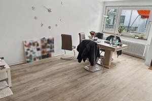 Gepflegte 3-Zimmer-Wohnung mit Balkon und Garage in Bremerhaven-Lehe – Die vollständige Adresse der Immobilie erhältst du vom Anbieter., 27576 Klushof, Bremerhaven – Vorschaubild 3