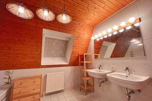 Vollmöblierte 3,5 Zimmer Maisonette in Neu-Ulm Stadtmitte (ab 01.07.) – Friedenstraße 32/1, 89231 Neu-Ulm – Vorschaubild 12