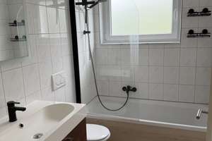 Helle 3-Zimmer-Erdgeschosswohnung (75 qm) mit Balkon & Tageslichtbad in Köln-Godorf – ab sofort! – Katharinenstr 0, 50997 Godorf, Köln – Vorschaubild 12